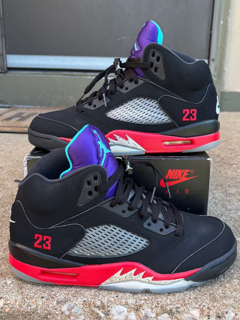 Air Jordan 5 Retro ‘Top 3’ size 9 men’s with og box.